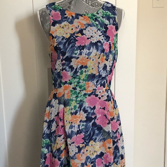 Multi-Color Floral Dress - Picture 1 of 3